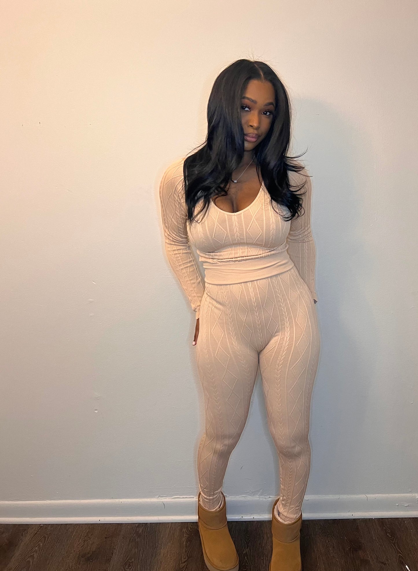 Basic Baddie Set fee