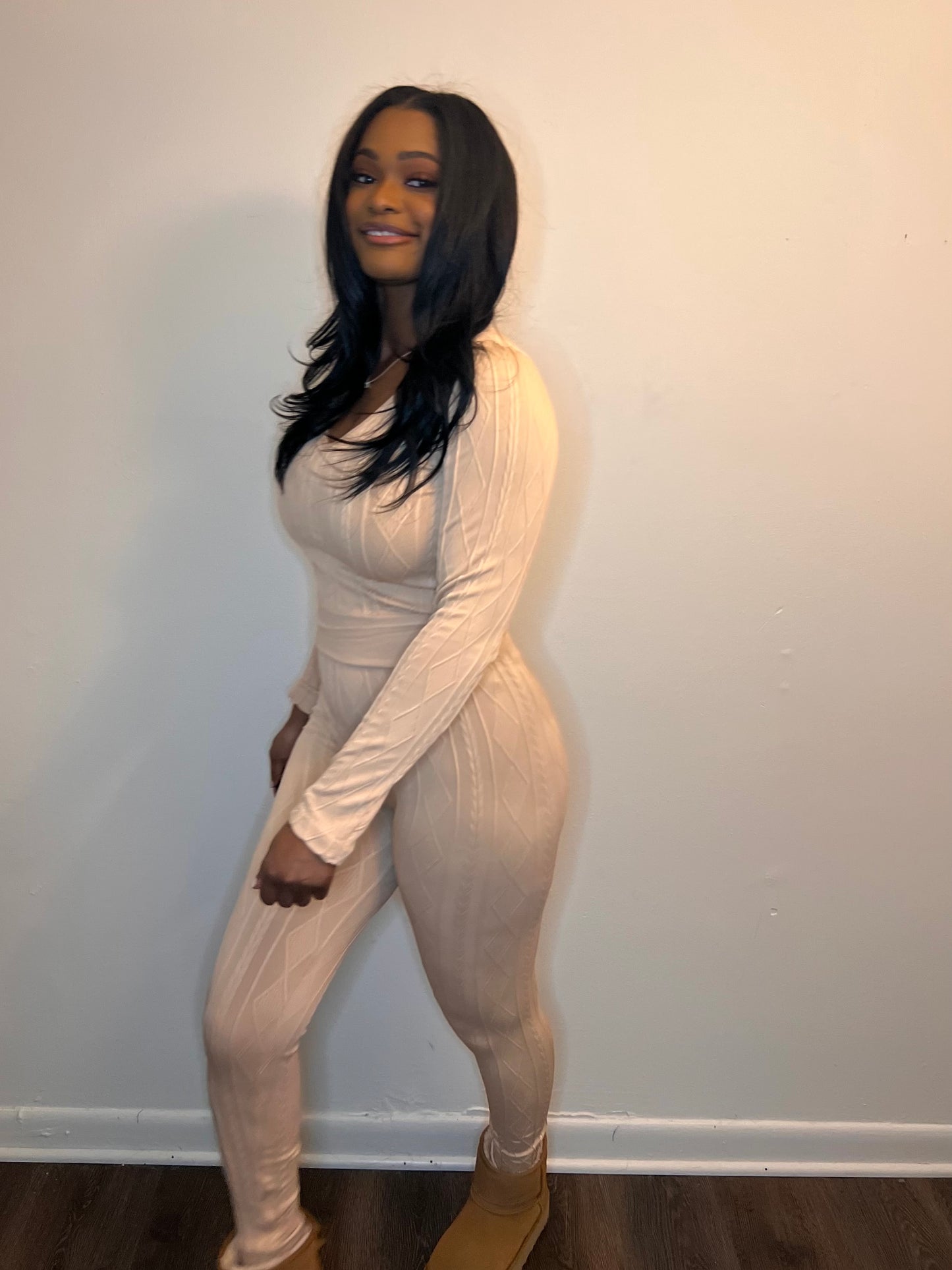 Basic Baddie Set fee